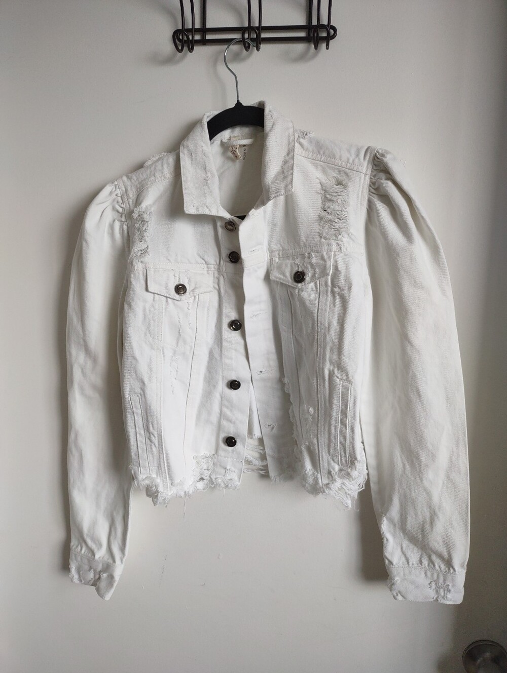 Elan White Distressed Women's Denim Jacket